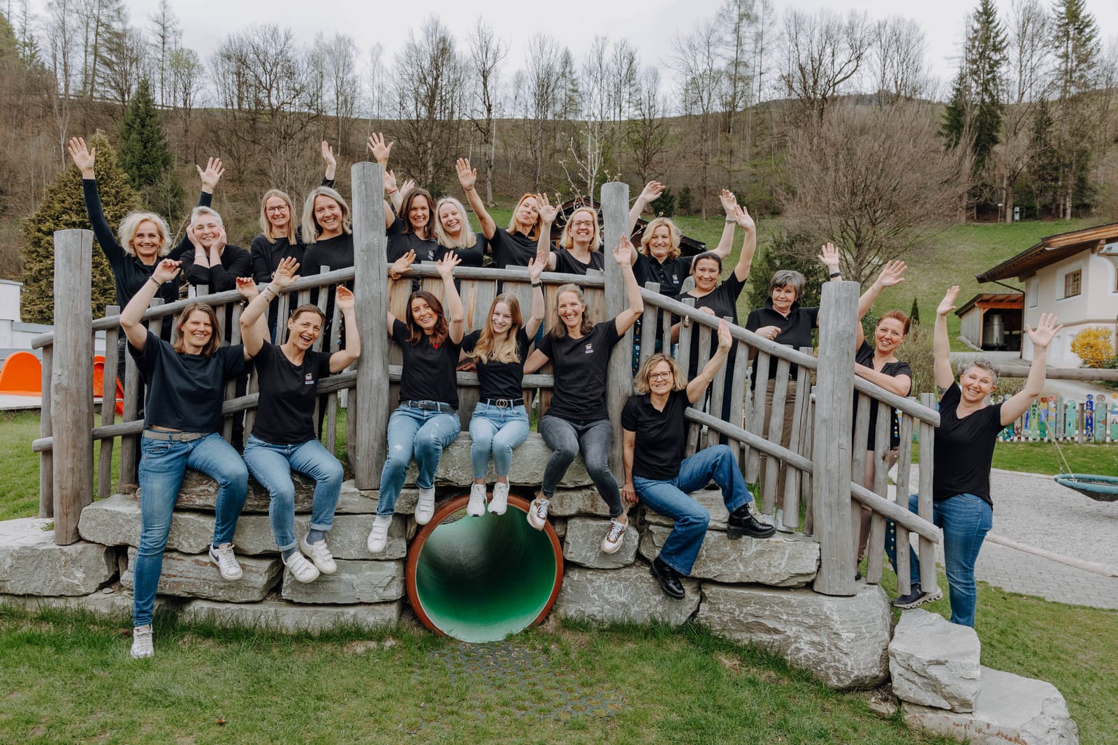 Das gesamte Team des Kindergarten Elemauka